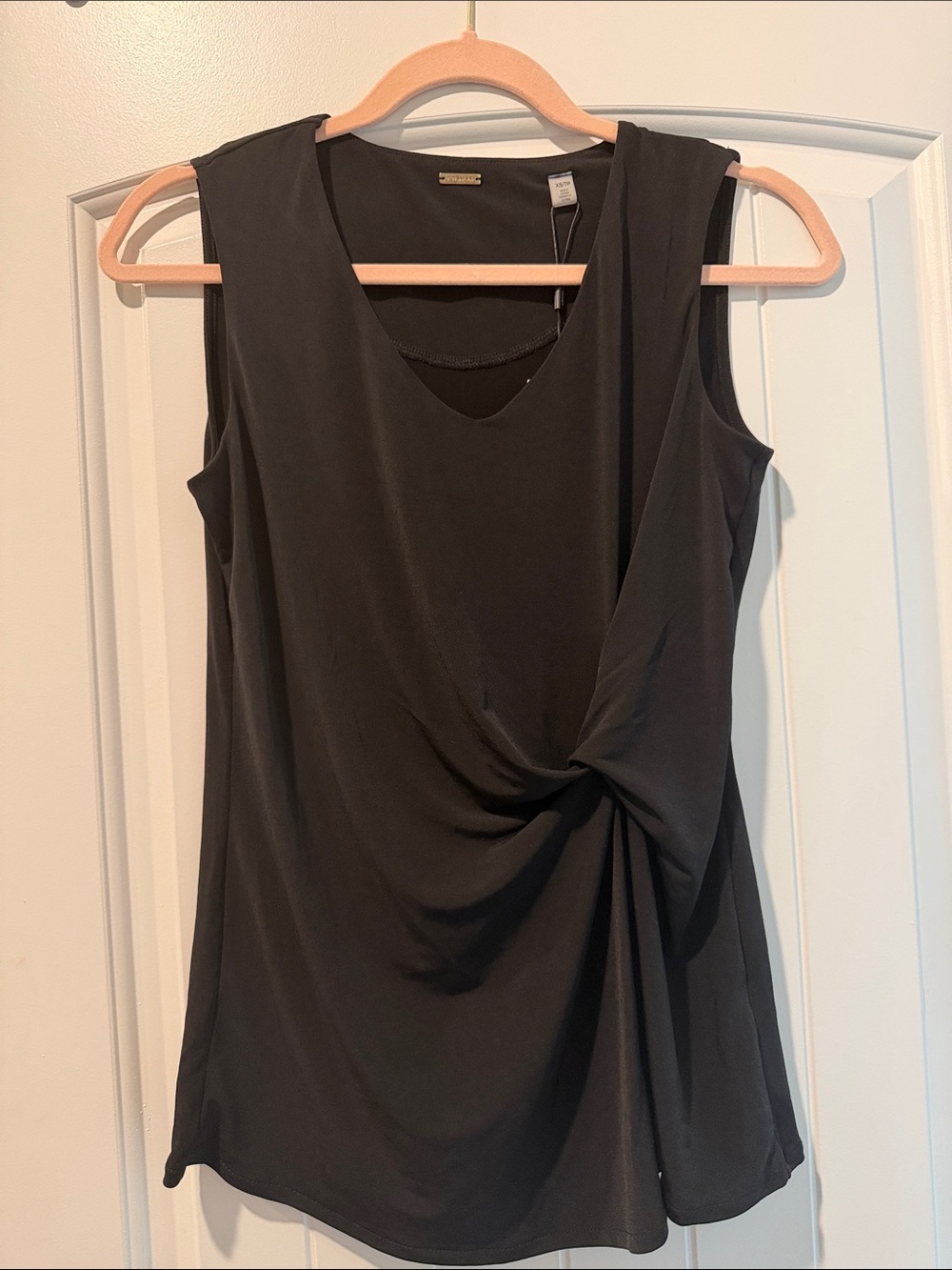 T Tahari Black Twist-Front Sleeveless Tank